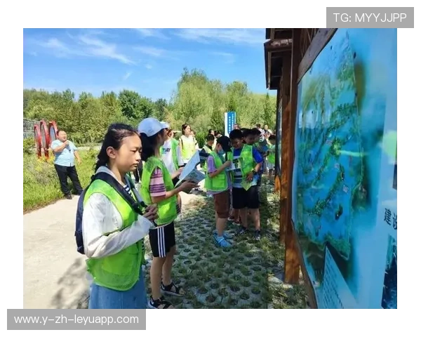 冲浪训练营推出“生态守护”主题课程,教育与运动结合 冲浪训练营推出“生态守护”主题课程,教育与运动结合